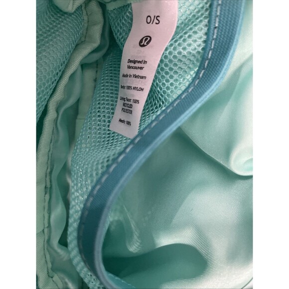 Lululemon Everywhere Belt Bag Turquoise - Picture 7 of 7